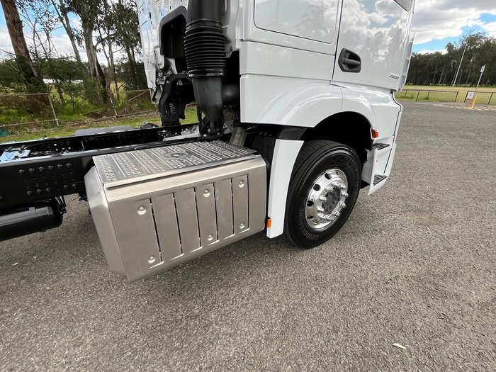 2024 Mercedes-Benz Actros 2535 White