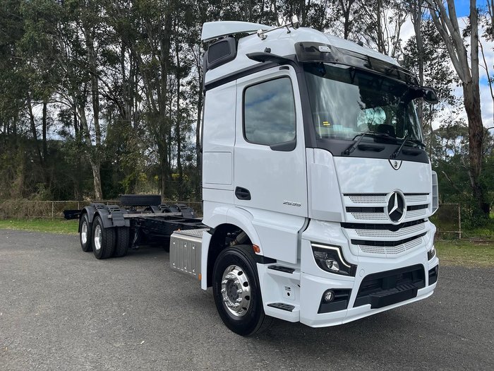 2024 Mercedes-Benz Actros 2535 White