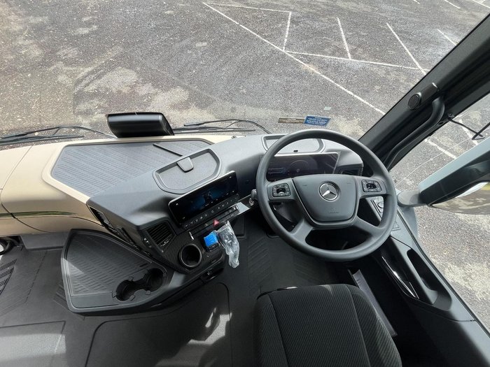 2024 Mercedes Benz Actros 2658 White