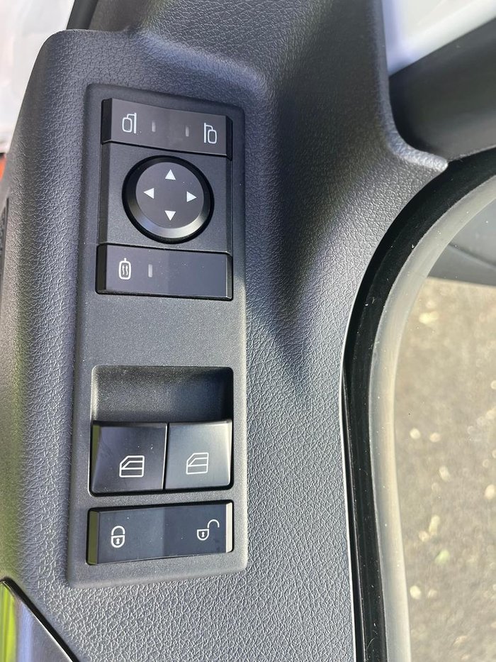 2024 Freightliner Cascadia 126 Tipper White