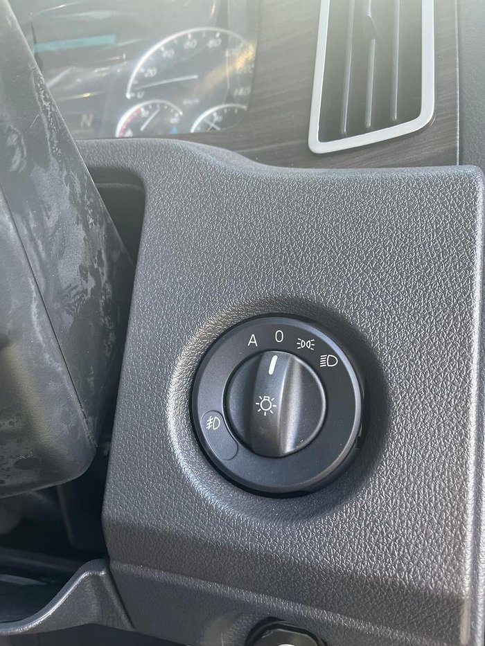 2024 Freightliner Cascadia 126 Tipper White