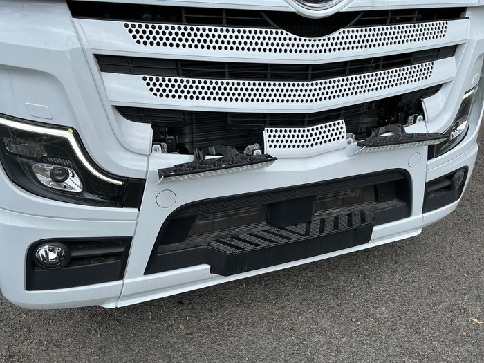 2024 Mercedes-Benz Actros 2663 White