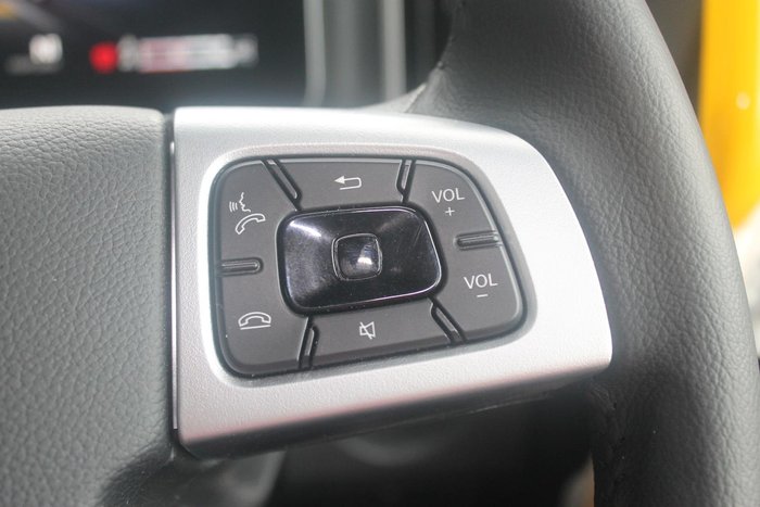 2024 Freightliner Cascadia 126 White