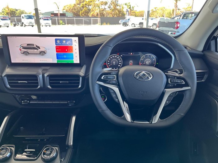 2025 LDV D90 Executive