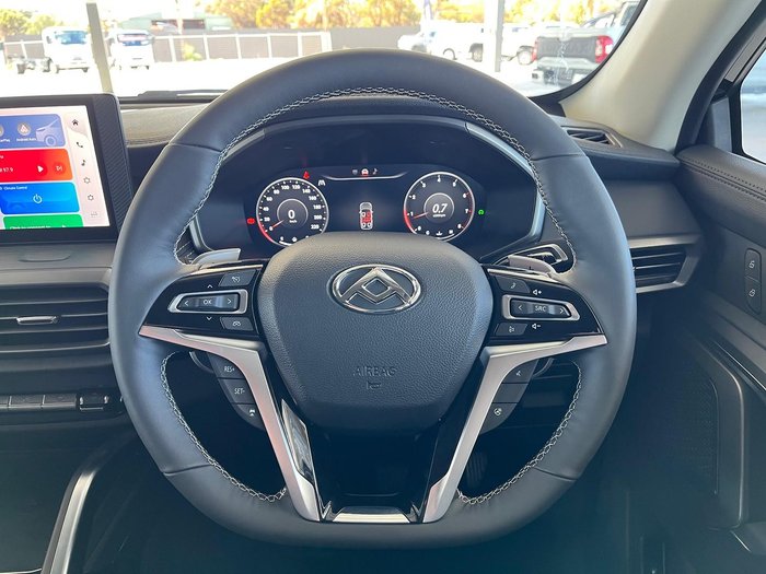 2025 LDV D90 Executive