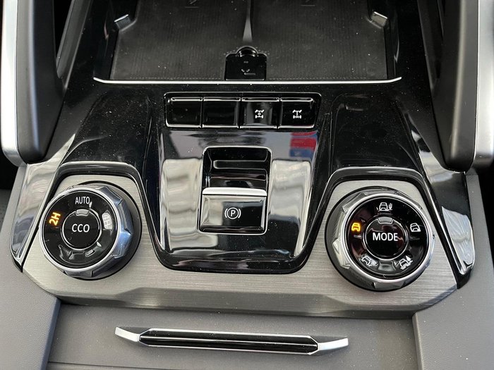 2025 LDV D90 Executive