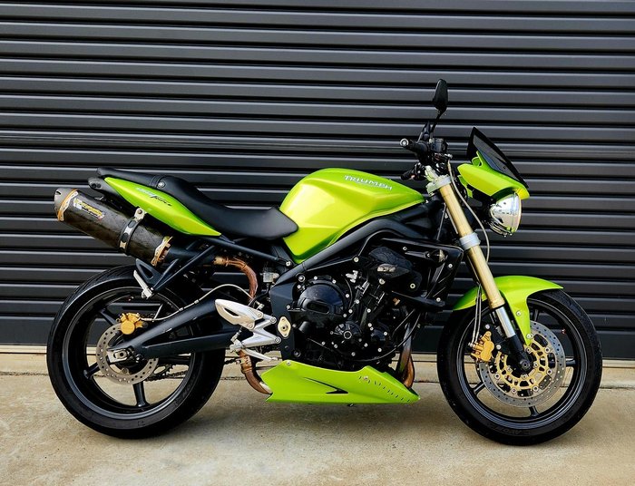 2008 Triumph Street Triple 675 Street Triple Green