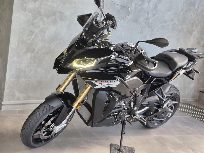 2025 BMW S 1000 XR S 1000 Black