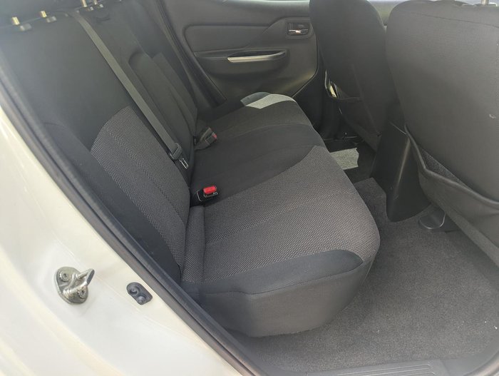 2017 Mitsubishi Triton GLS MQ MY17 4X4 Dual Range White