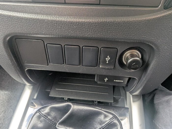 2017 Mitsubishi Triton GLS MQ MY17 4X4 Dual Range White