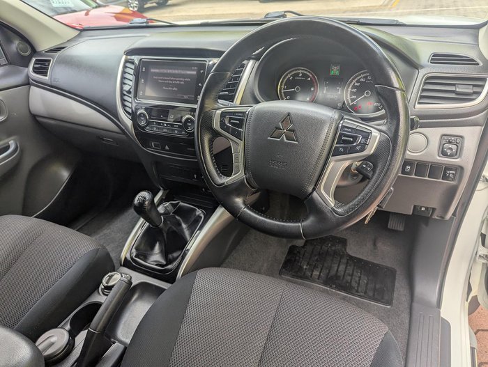 2017 Mitsubishi Triton GLS MQ MY17 4X4 Dual Range White