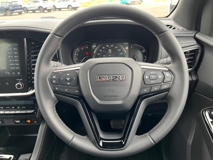 2025 Isuzu MU-X LS-T