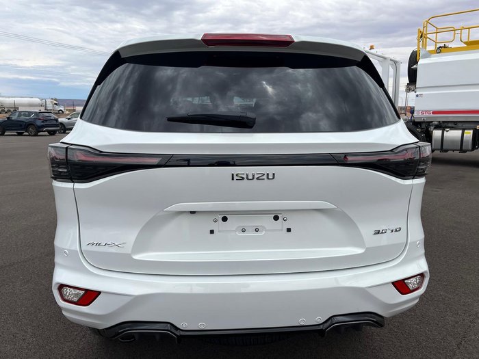 2025 Isuzu MU-X LS-T