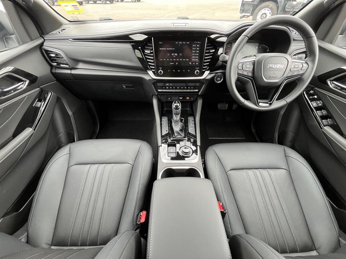 2025 Isuzu MU-X LS-T