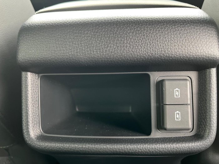 2025 Isuzu MU-X LS-T