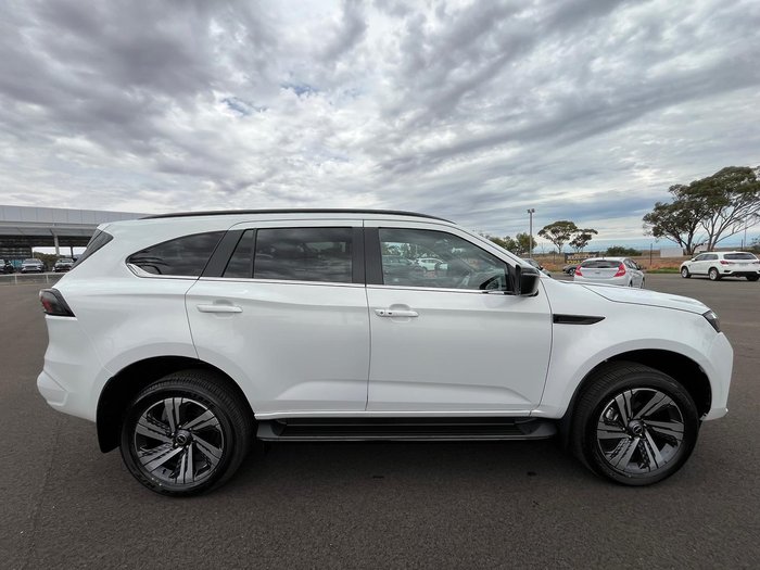 2025 Isuzu MU-X LS-T