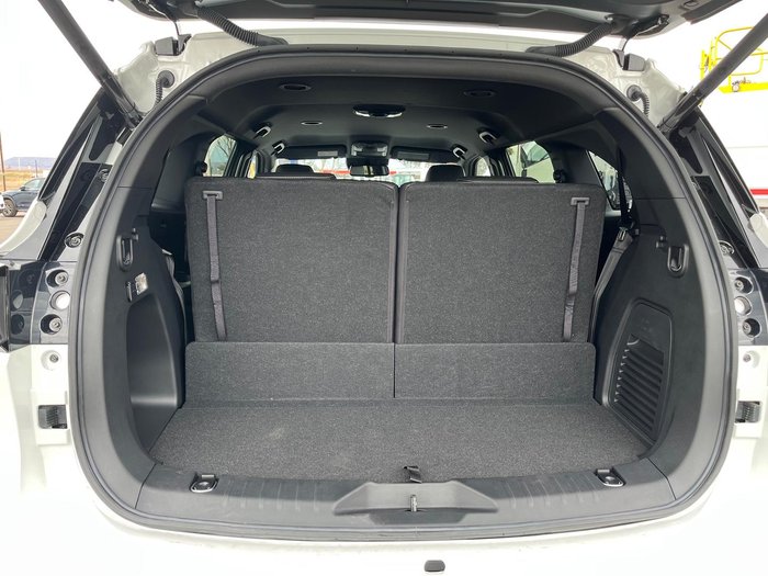 2025 Isuzu MU-X LS-T