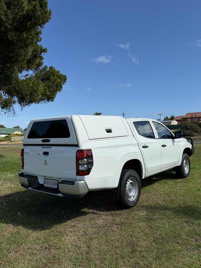 2021 Mitsubishi Triton GLX