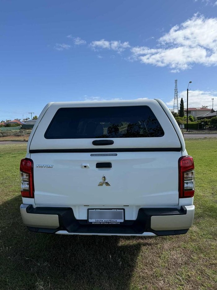2021 Mitsubishi Triton GLX