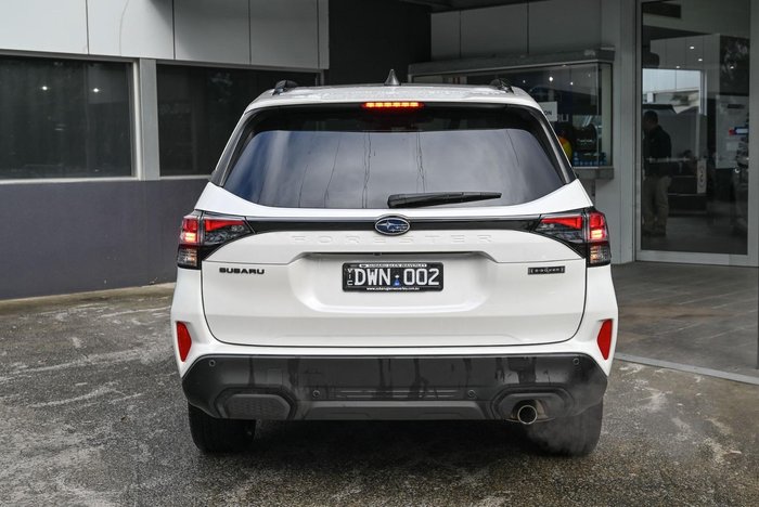 2025 Subaru Forester Hybrid Touring