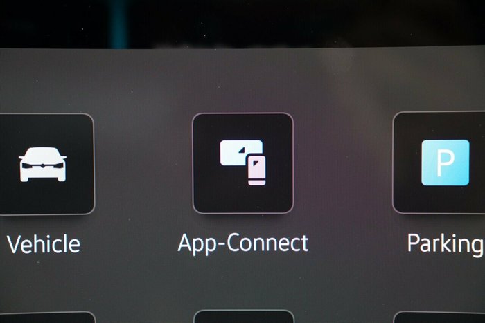 2025 Volkswagen Tiguan 150TSI R-Line