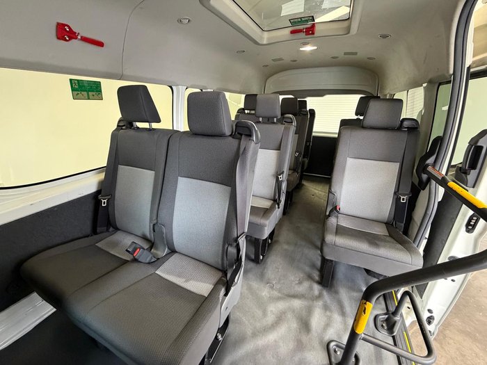 2019 Toyota Hiace Commuter