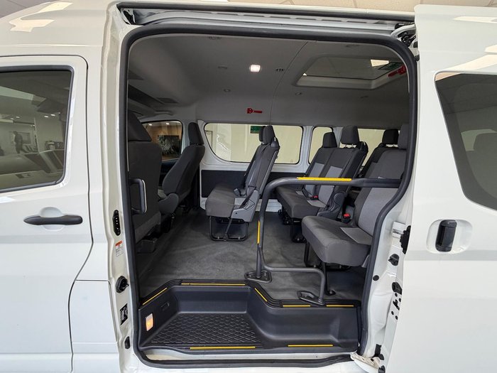 2019 Toyota Hiace Commuter