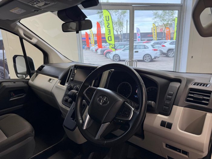 2019 Toyota Hiace Commuter