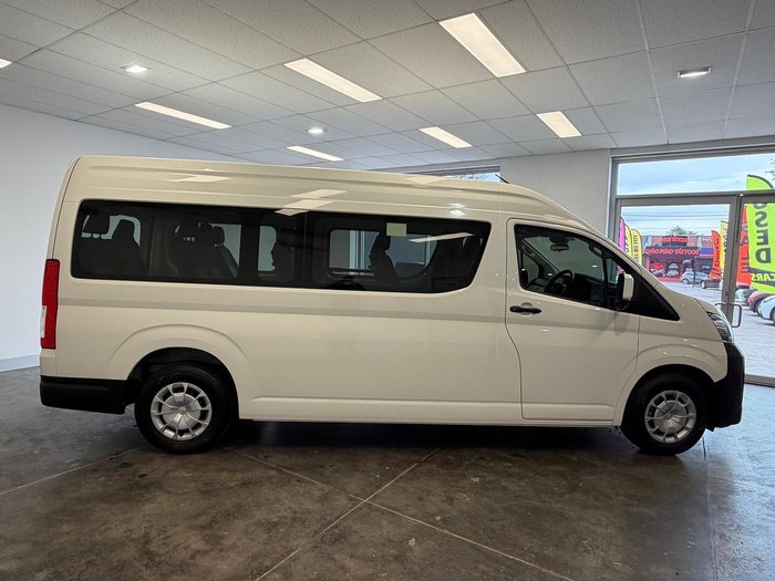 2019 Toyota Hiace Commuter