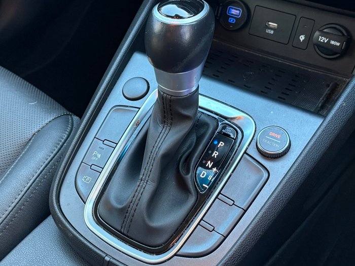 2022 Hyundai Kona Elite