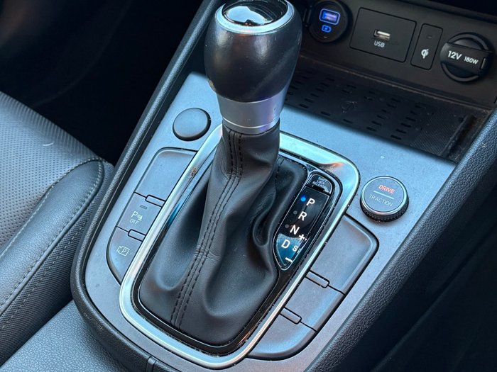 2022 Hyundai Kona Elite