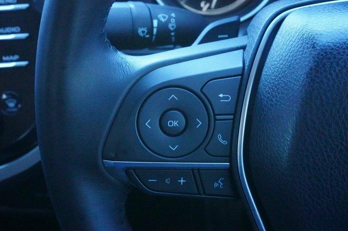 2020 Toyota Camry SX