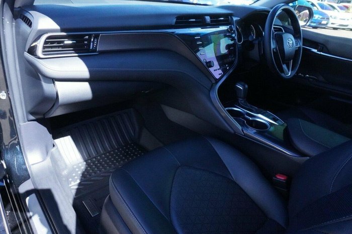 2020 Toyota Camry SX