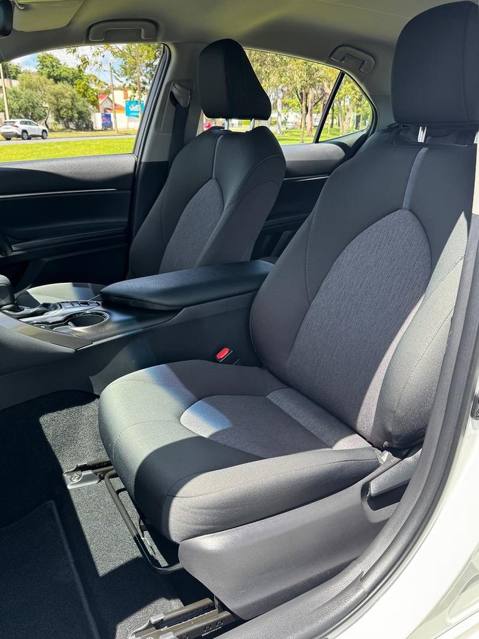 2021 Toyota Camry Ascent AXVH70R Glacier White