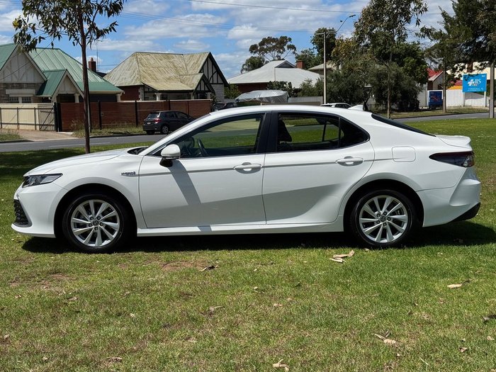2021 Toyota Camry Ascent AXVH70R Glacier White