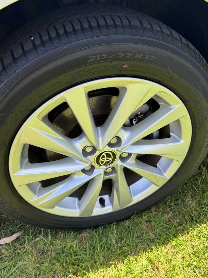 2021 Toyota Camry Ascent AXVH70R Glacier White