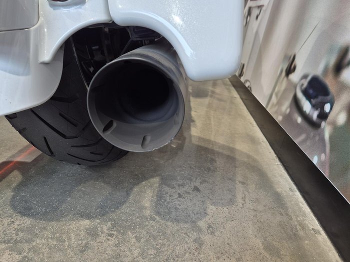 2015 Harley-Davidson CVO Street Glide 110 (FLHXSE) CVO White