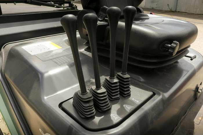 2024 Linde Ht25tb Green