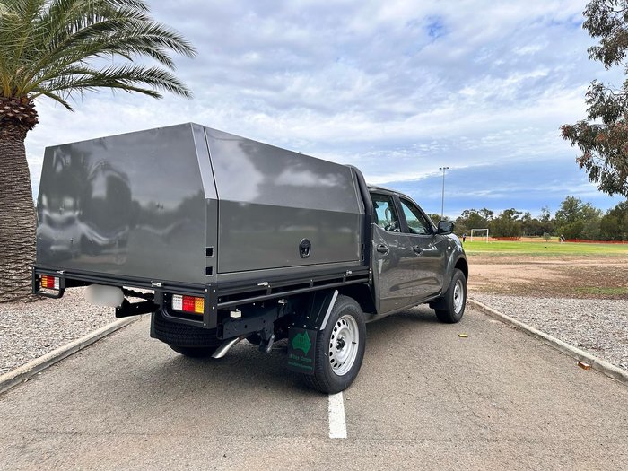 2024 Nissan Navara SL