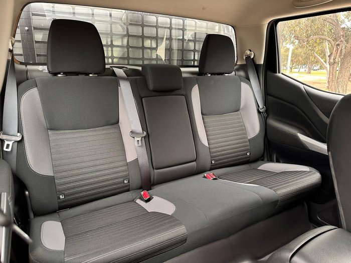 2024 Nissan Navara SL