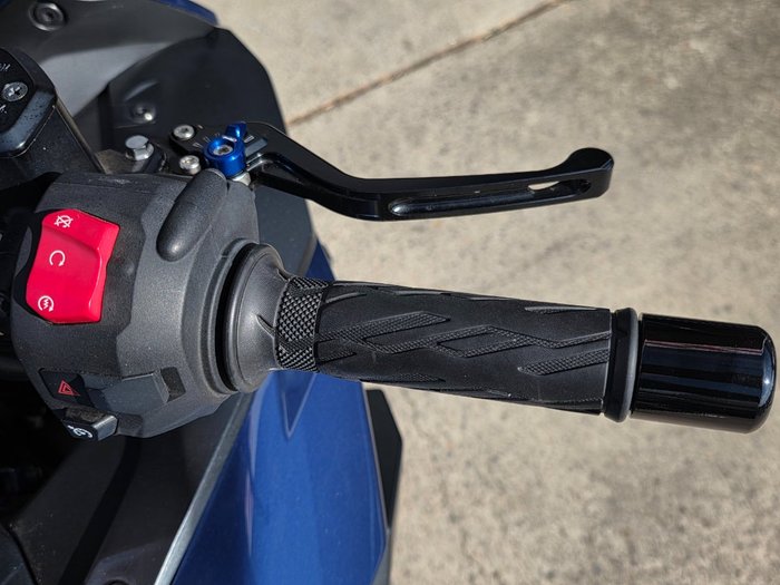 2022 Suzuki GSX-S1000 BLUE