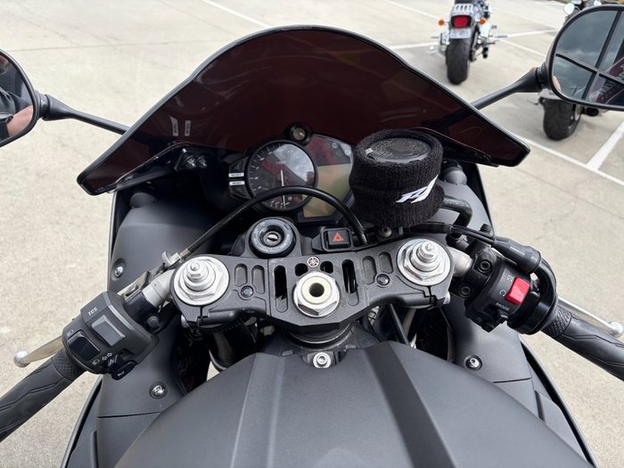 Yamaha 2012 YAMAHA 1000CC YZR-R1 Black