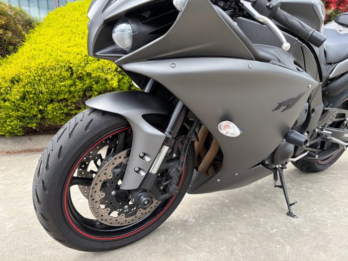 Yamaha 2012 YAMAHA 1000CC YZR-R1 Black