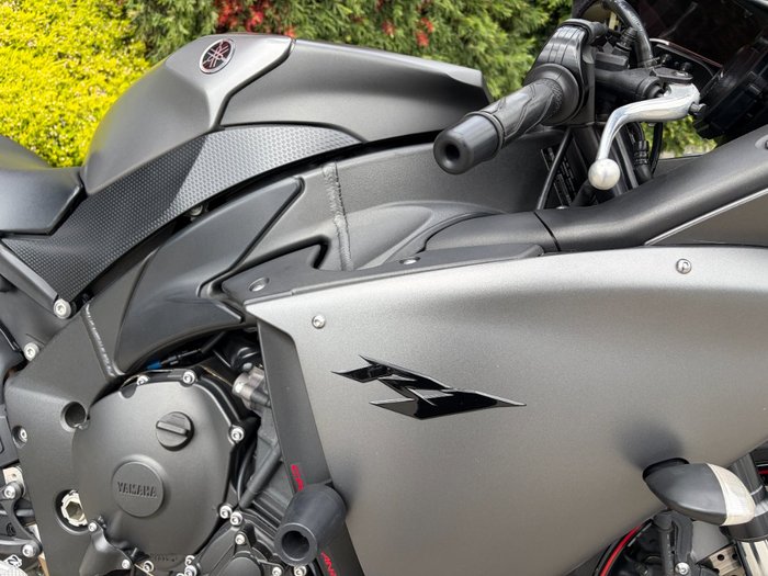 Yamaha 2012 YAMAHA 1000CC YZR-R1 Black