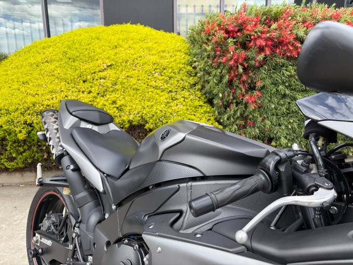 Yamaha 2012 YAMAHA 1000CC YZR-R1 Black