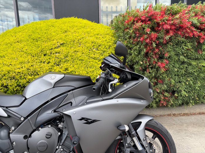 Yamaha 2012 YAMAHA 1000CC YZR-R1 Black