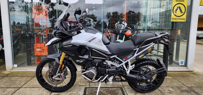 2024 Triumph TIGER 1200 RALLY PRO GREEN