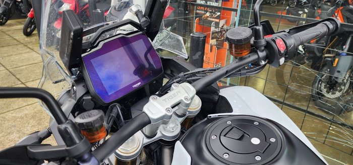 2024 Triumph TIGER 1200 RALLY PRO GREEN