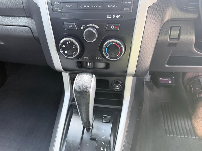 2013 Isuzu D-MAX LS High Ride MY12 4x2 Splash White