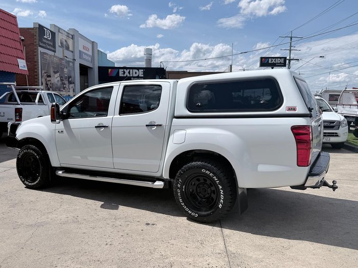 2013 Isuzu D-MAX LS High Ride MY12 4x2 Splash White